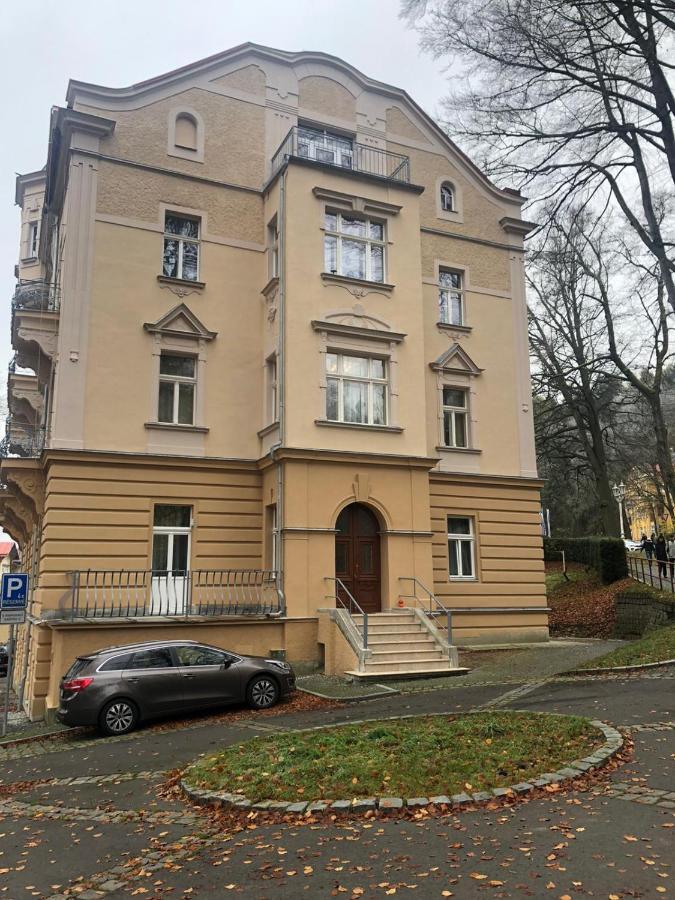 Dolce Vita Apartments Mariënbad Buitenkant foto
